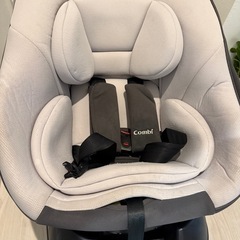 12/13まで✨Combi クルムーヴスマート 回転式 新生児〜OK チャイルドシートの画像