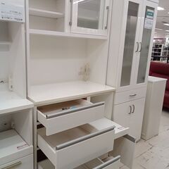 リユースのサカイ栃木店★ジモティ割あり★  食器棚 ホワイト W90×D50×H190.5 クリーニング済み TC11851の画像