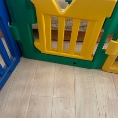 ベビーサークルの画像