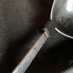 おたま　プラスチック　黒　長さ　約30㎝　※使用感大 　何かの道具にの画像