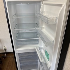 Hisense 冷蔵庫 ブラック の画像