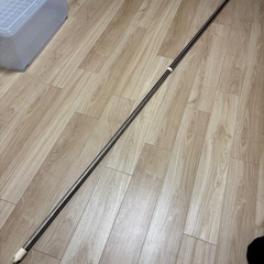 プラスチック衣装ケース&物干し竿の画像