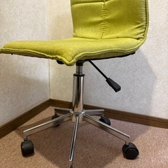 椅子　キャスター付き　グリーンの画像