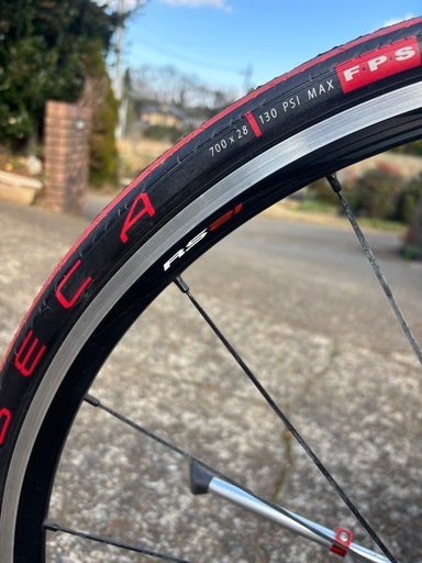 ビアンキ カメレオンテ クロスバイク サイズ43 前後チューブリアタイヤ新品 ビアンキ カメレオンテ クロスバイク サイズ43 前後チューブリアタイヤ新品