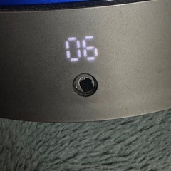 Dyson エアマルチプライヤー2021年製造【リモコン無、ボタン凹み、細かいキズ有】の画像