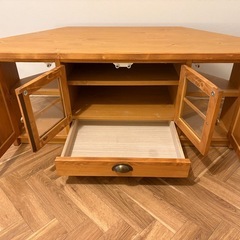 テレビ台の画像