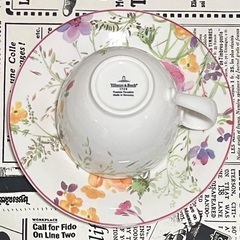 【新品】2セットVilleroy & Boch製ティーカップとソーサーのセット。の画像