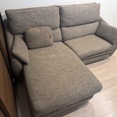 布張りカウチソファの画像