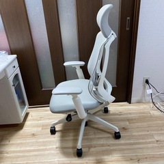 【引取り限定 大阪府】オカムラシルフィー ライトグレー 2021年製 C68AZZ FMR3 オフィスチェア 椅子 OKAMURAの画像