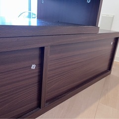 テレビボードの画像