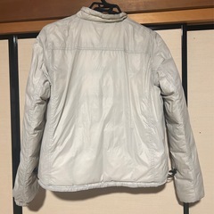 ダウンジャケット　ほつれ有の画像