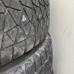 クラウンのスタッドレスタイヤの画像