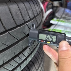 サマータイヤ205-60-16の画像