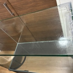 ジャンク品扱い　コトブキ工芸　
フレームレス　ガラス水槽　レグラス　Ｒ−６００Ｓ（６０×３０×３６ｃｍ）　６０ｃｍ水槽の画像