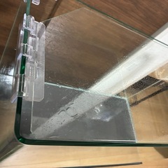 ジャンク品扱い　コトブキ工芸　
フレームレス　ガラス水槽　レグラス　Ｒ−６００Ｓ（６０×３０×３６ｃｍ）　６０ｃｍ水槽の画像