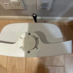 セラミックファンヒーターの画像