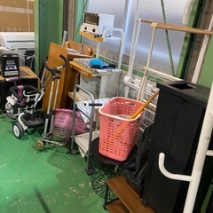 どれでも1点¥110,激安商品販売の画像