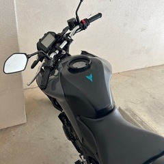 MT03  2023年式 低走行　パステルダークグレーの画像