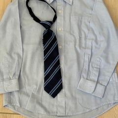 子供のフォーマルシャツの画像