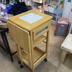 　森のサーカス 木製キッチンワゴンの画像