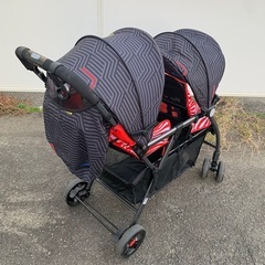✨即日取引可能✨折り畳み式２人乗りベビーカーの画像