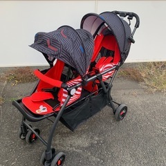 ✨即日取引可能✨折り畳み式２人乗りベビーカーの画像