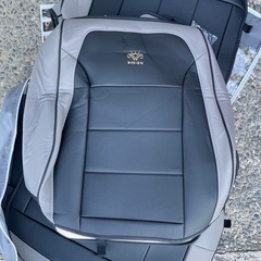 メルセデスベンツ　Bクラス　W246 シートカバーの画像