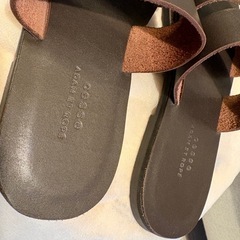 ADAM ET ROPE サンダルの画像