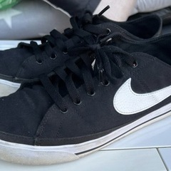 🚨12月買うなら“今”の歳末価格⚡️ NIKE/ナイキ コート レガシー キャンバス/ NIKE COURT LEGACY CANVASの画像