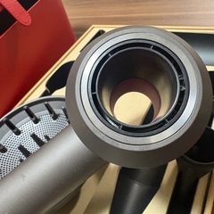 Dyson  ダイソン　ドライヤーの画像