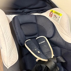 チャイルドシート　コンビの画像