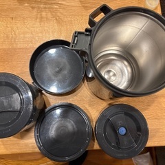 お弁当箱の画像