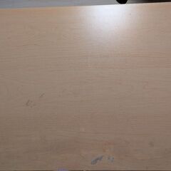 棚付きデスクの画像