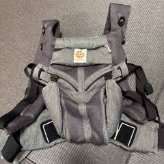 ほぼ未使用品!combiベビーカーとオムニ360のセット売りの画像