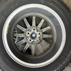 195/65R15 スタッドレスタイヤの画像