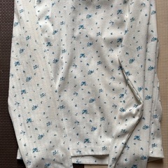 axes 白　花柄の画像