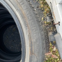 中古タイヤ4本215/45r17の画像