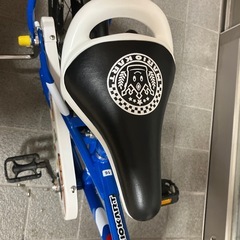 スーパーマリオ　16インチ　自転車
の画像