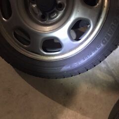 ハスラー純正ホイールとスタッドレスタイヤ4本セットの画像