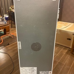 【美品・2023年製】アイリスオーヤマ 冷凍庫 80L IUSN-8A-W／動作良好／引き取り限定（15,800円）の画像