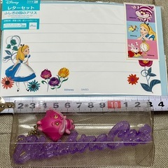 不思議の国のアリス メモ帳とレターセットとボールチェーンマスコットの画像