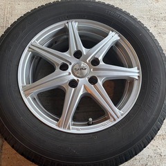 15インチ　205/65/15タイヤホイールセットの画像