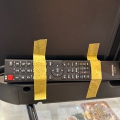 配送可【アイリスオーヤマ】40V液晶テレビ（TVスタンド付き）★2020年製　クリーニング済み/6ヶ月保証付き【管理番号1206】野の画像