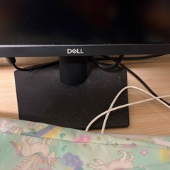 DELL 24型モニター　中古の画像