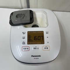 R381 ☀️ Panasonic IH炊飯ジャー 5.5合炊き 18年製 SR-HB108 ⭐ 動作確認済 ⭐ クリーニング済の画像