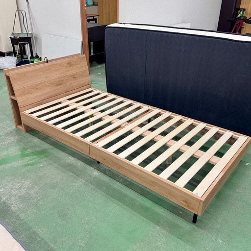 A1836?配送♻️組み立て?‼️シングルベッドトレス付きコンセントあり?