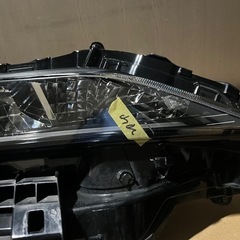 ハリアー　ヘッドライト 2個セットの画像