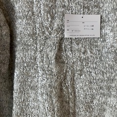 お上品なセーターの画像