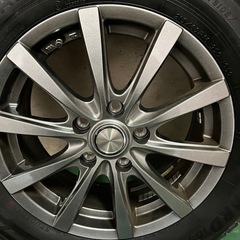 スタッドレスタイヤの画像