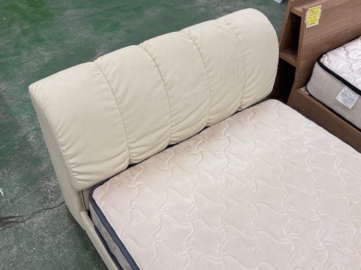 A1837?配送♻️組み立て?‼️シングルベッドマットレス付きレーザーベッド?